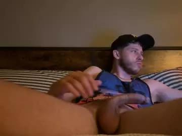 elliotsroom on Chaturbate 