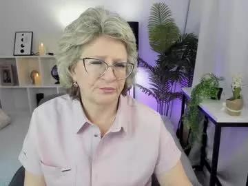 evelynblissful on Chaturbate 