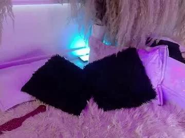 grayce_blossoms24 on Chaturbate 