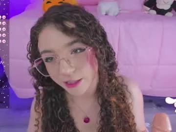 hannacutegod from Chaturbate