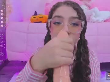 hannacutegod on Chaturbate 
