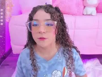 hannacutegod on Chaturbate 