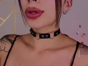 hollyxx_ from Chaturbate