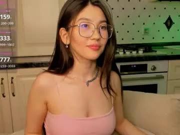 iris_on_cam on Chaturbate 