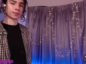 j_a_x_x_x_o_n on Chaturbate 