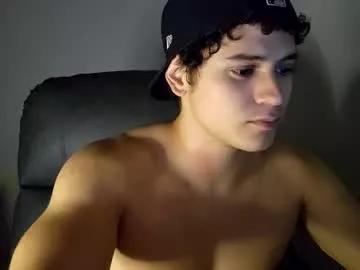 lilhotnando on Chaturbate 
