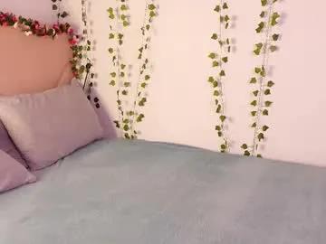 lyly_loveyou from Chaturbate