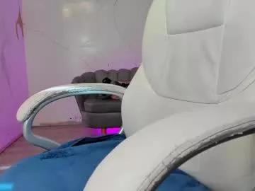 Freechat niickyjones on Chaturbate