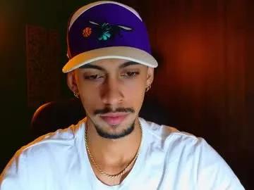 noah_collinss on Chaturbate 