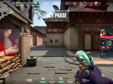 thiccfemme from Chaturbate