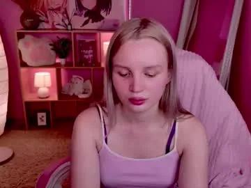 tinasiner from Chaturbate