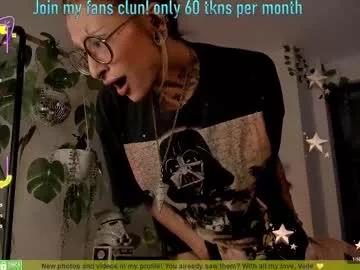 valle_grateful on Chaturbate 