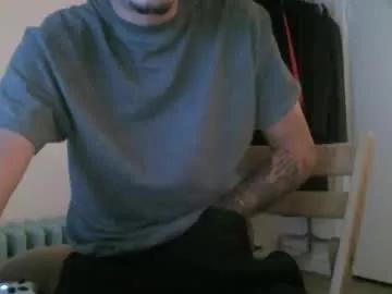 whiteboyslim21 from Chaturbate