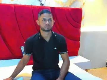 yeferson_scott from Chaturbate