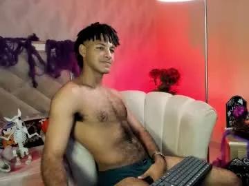 zyan_moreno from Chaturbate