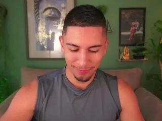 aaron_foox on Flirt4Free 