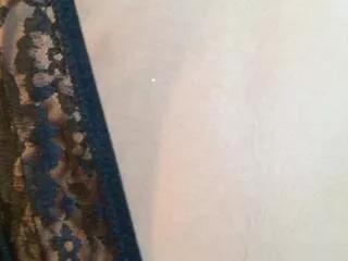 abril_wood on Flirt4Free 