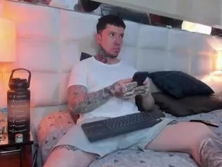 Offline adam_becks on Flirt4Free