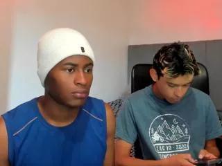 alan_gonz_cristian_asaenz on Flirt4Free 