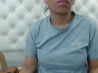 alondra_castillo on Flirt4Free 