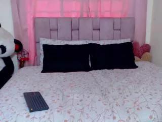 amy_roger on Flirt4Free 