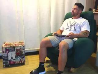 andrew_fame on Flirt4Free 