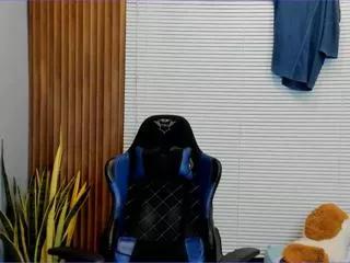 andrew_price on Flirt4Free 