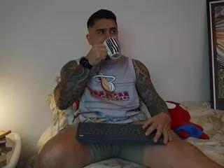 andy_damon on Flirt4Free 