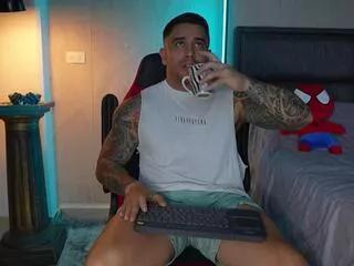 andy_damon on Flirt4Free 