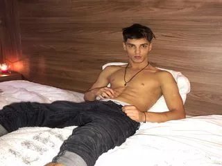 Offline angel_frank on Flirt4Free