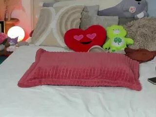 Offline angeline_smith on Flirt4Free
