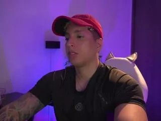 Private appolo_cavill on Flirt4Free