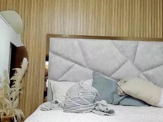 ariadna_hilton on Flirt4Free 