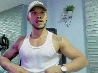 aron_tayler on Flirt4Free 
