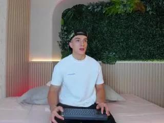 aslan_fox on Flirt4Free 