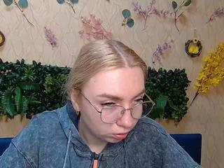 beatrice_lady on Flirt4Free 