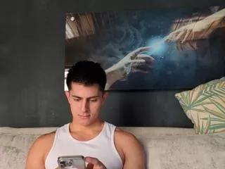 crhistian_dereckk on Flirt4Free 