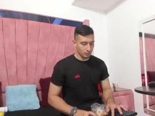 damiian_cruz on Flirt4Free 