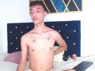 daniel_jhonsonn on Flirt4Free 