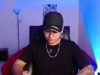 Offline david_bless on Flirt4Free