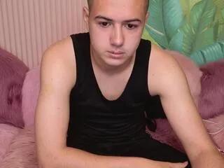denzel_fox on Flirt4Free 