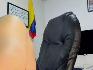 drake_thomsoon on Flirt4Free 