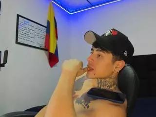 drake_thomsoon on Flirt4Free 