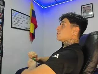drake_thomsoon on Flirt4Free 