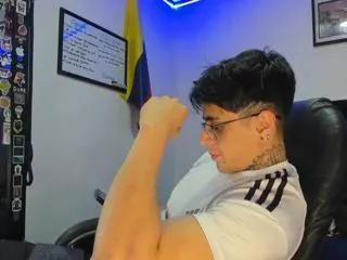 drake_thomsoon on Flirt4Free 
