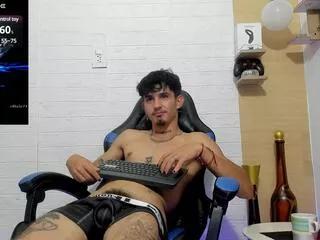 eduardo_netboywell on Flirt4Free 