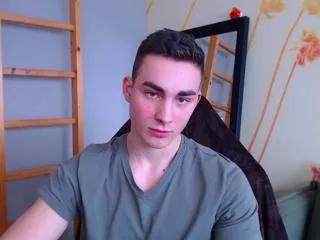 emilio_reynolds on Flirt4Free 