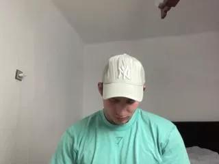 emilio_reynolds on Flirt4Free 