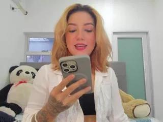 emily_sejmet on Flirt4Free 