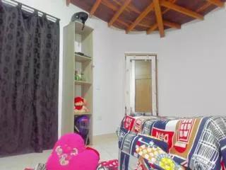 emilyana_l on Flirt4Free 